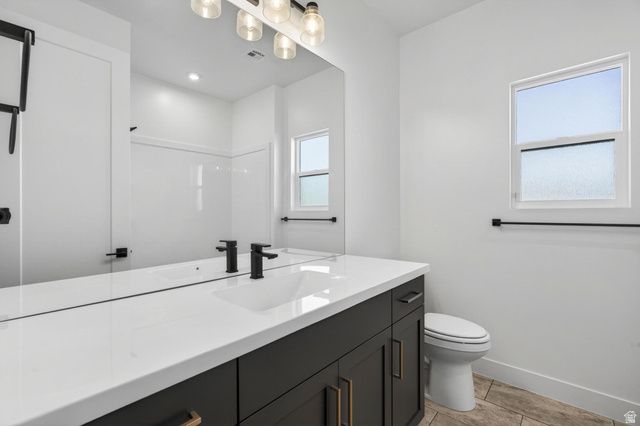 1418 E HAYROCKS DR, St. George, UT 84790