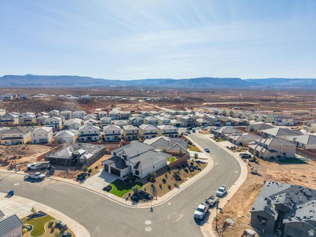 1418 E HAYROCKS DR, St. George, UT 84790