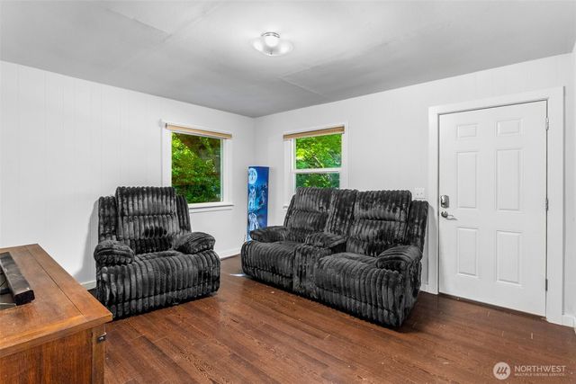 2325 Jackson Avenue NW, Olympia, WA 98502