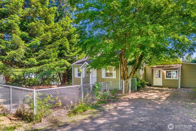 2325 Jackson Avenue NW, Olympia, WA 98502