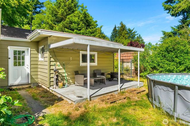 2325 Jackson Avenue NW, Olympia, WA 98502