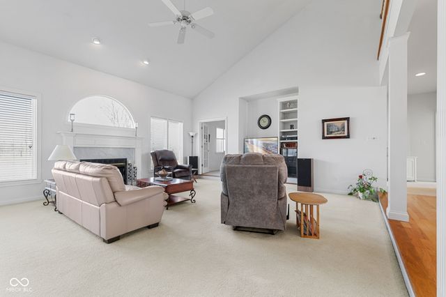 5702 W 100 N, Greenfield, IN 46140