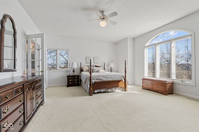 5702 W 100 N, Greenfield, IN 46140