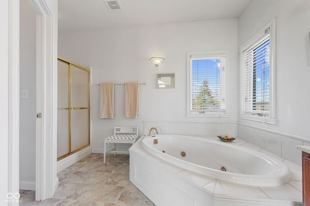 5702 W 100 N, Greenfield, IN 46140