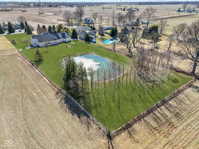 5702 W 100 N, Greenfield, IN 46140