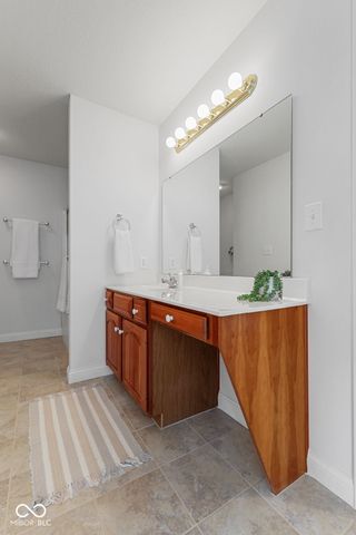 5702 W 100 N, Greenfield, IN 46140