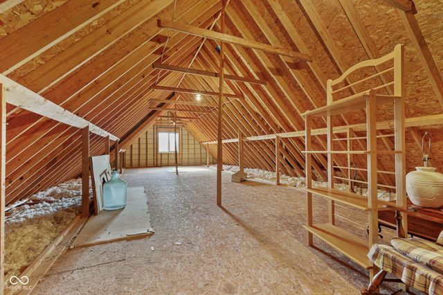 5702 W 100 N, Greenfield, IN 46140