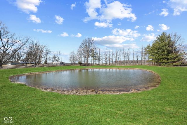 5702 W 100 N, Greenfield, IN 46140