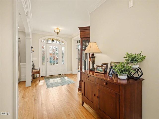 83 Broad Leaf Court, Chapel Hill, NC 27517