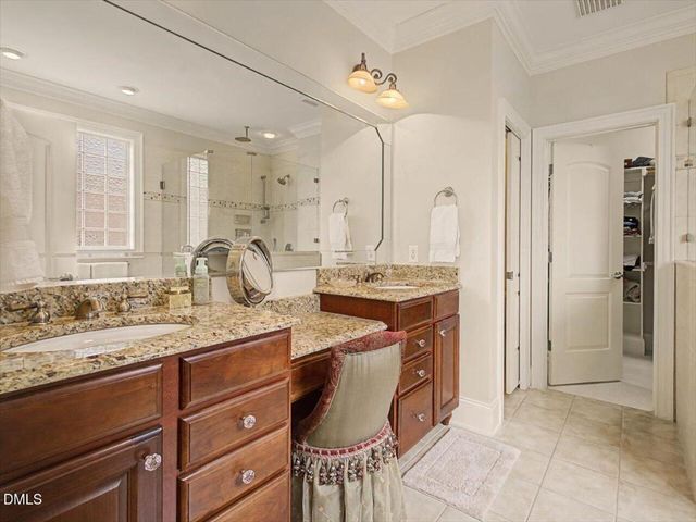 83 Broad Leaf Court, Chapel Hill, NC 27517