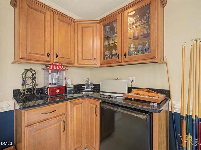 83 Broad Leaf Court, Chapel Hill, NC 27517