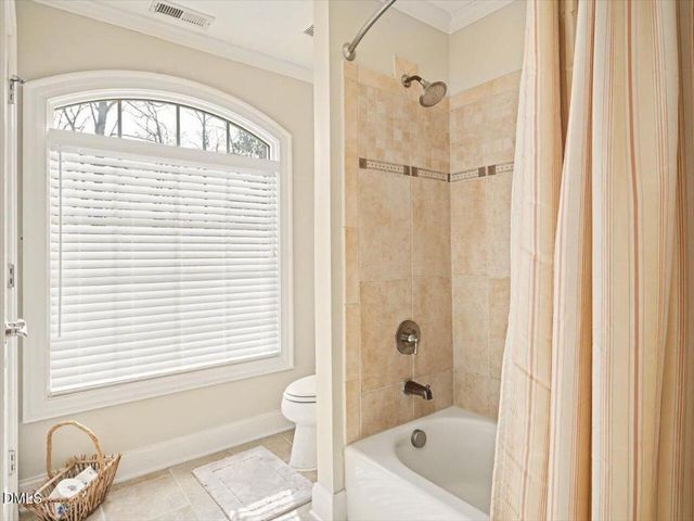 83 Broad Leaf Court, Chapel Hill, NC 27517