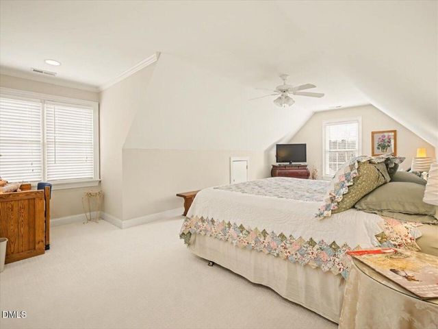 83 Broad Leaf Court, Chapel Hill, NC 27517