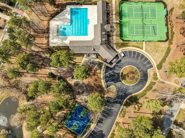 83 Broad Leaf Court, Chapel Hill, NC 27517