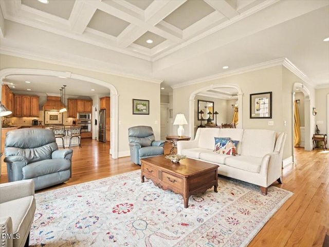 83 Broad Leaf Court, Chapel Hill, NC 27517