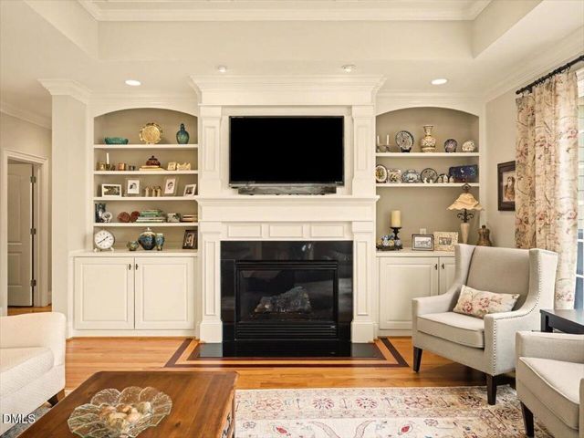 83 Broad Leaf Court, Chapel Hill, NC 27517