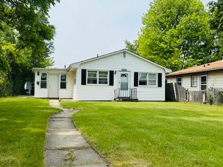 2524 Gilboa Avenue, Zion, IL 60099