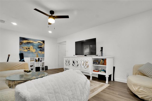 6408 Grasshopper Drive, Watauga, TX 76148