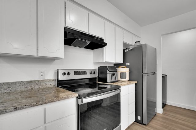 6408 Grasshopper Drive, Watauga, TX 76148