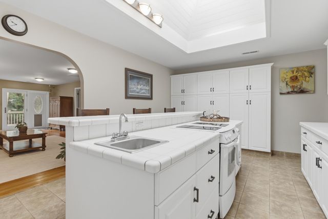 27 41st Avenue, Isle Of Palms, SC 29451