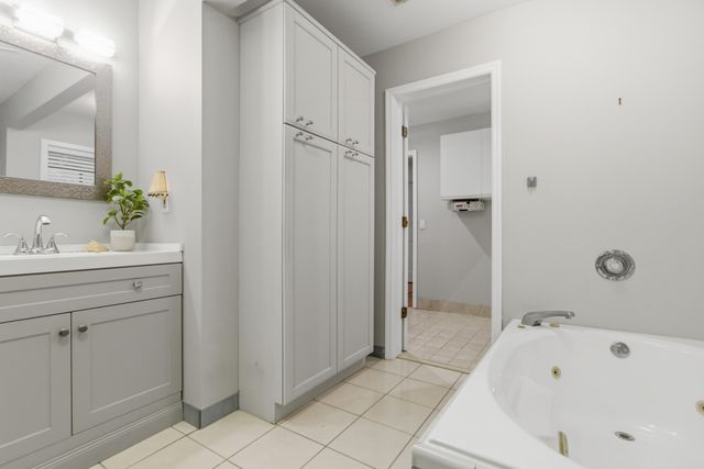 27 41st Avenue, Isle Of Palms, SC 29451