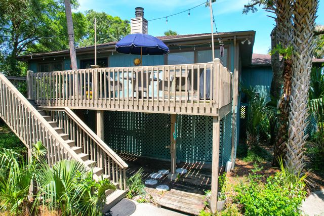 27 41st Avenue, Isle Of Palms, SC 29451