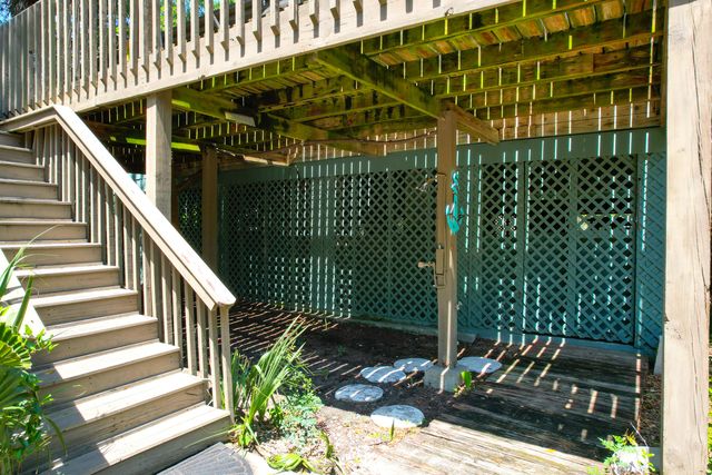 27 41st Avenue, Isle Of Palms, SC 29451