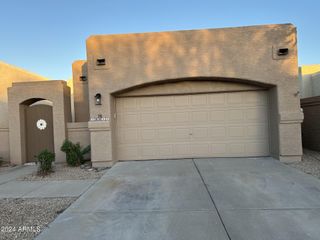 18811 N 44th Place, Phoenix, AZ 85050