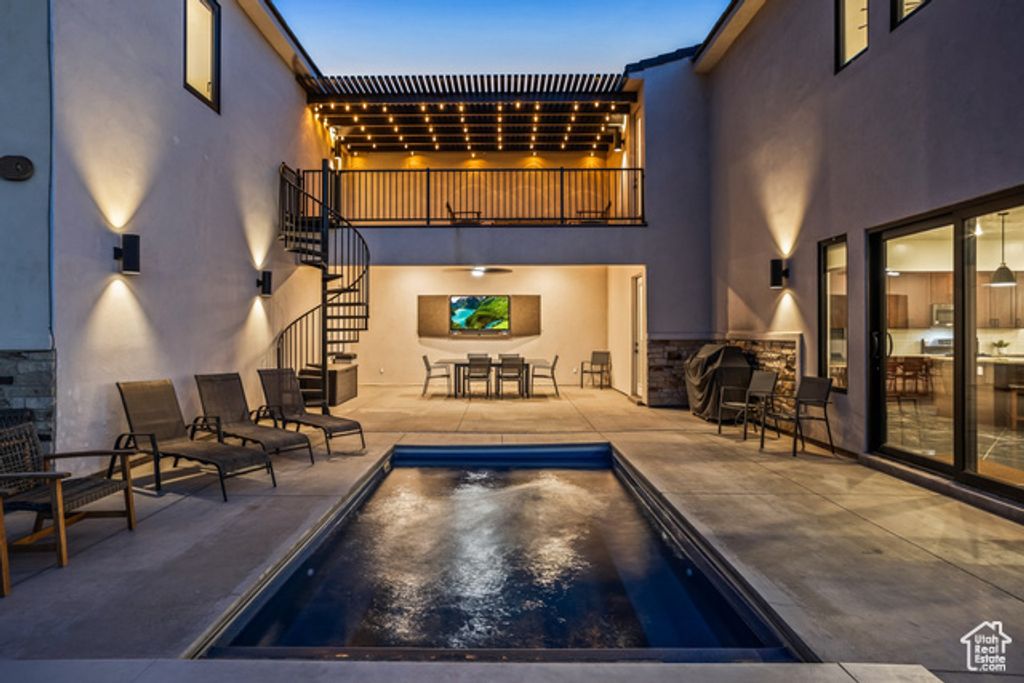 Image 3 of property listing at 1460 S WINDSOR PKWY #6, Hurricane, UT 84737