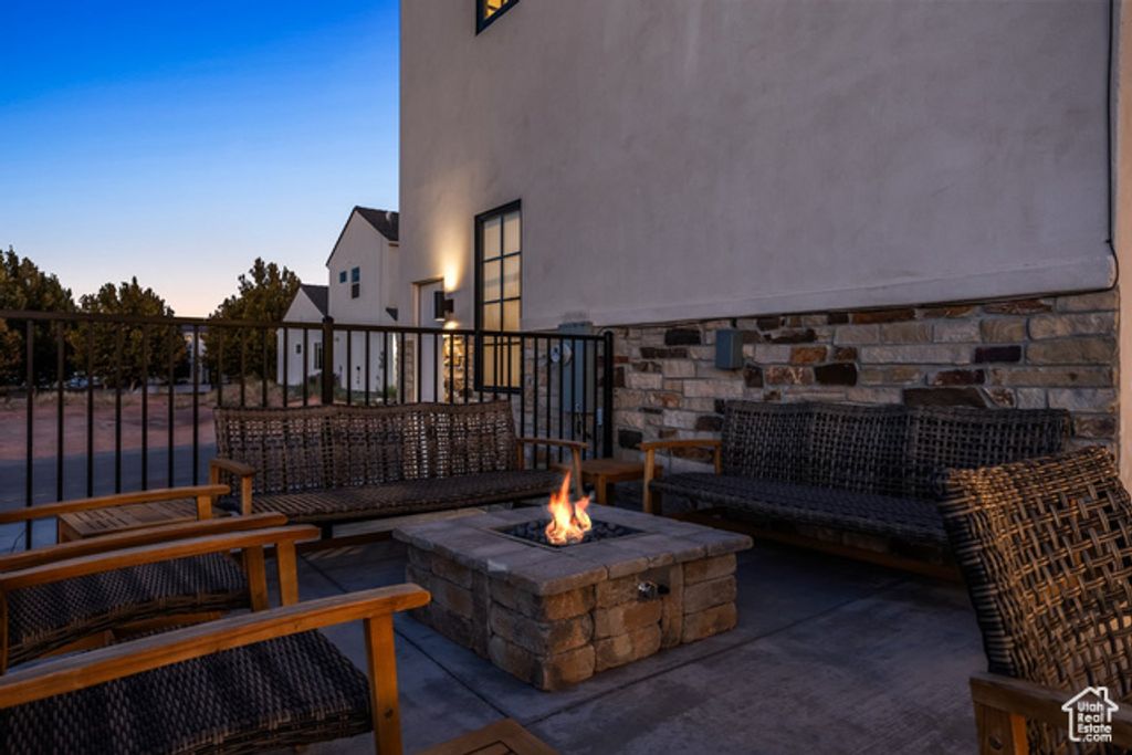 Image 48 of property listing at 1460 S WINDSOR PKWY #6, Hurricane, UT 84737