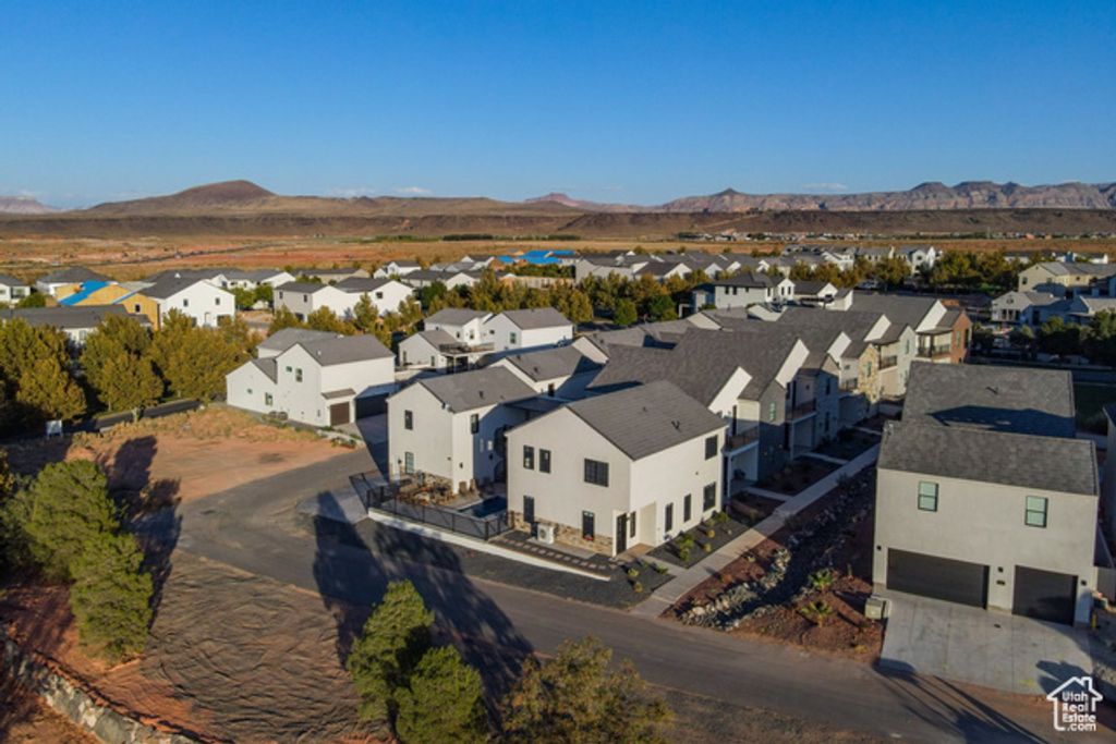 Image 51 of property listing at 1460 S WINDSOR PKWY #6, Hurricane, UT 84737