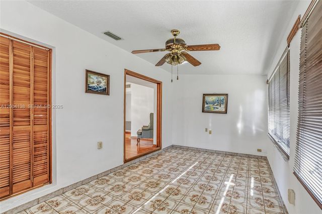 380 NE 15th St, Homestead, FL 33030