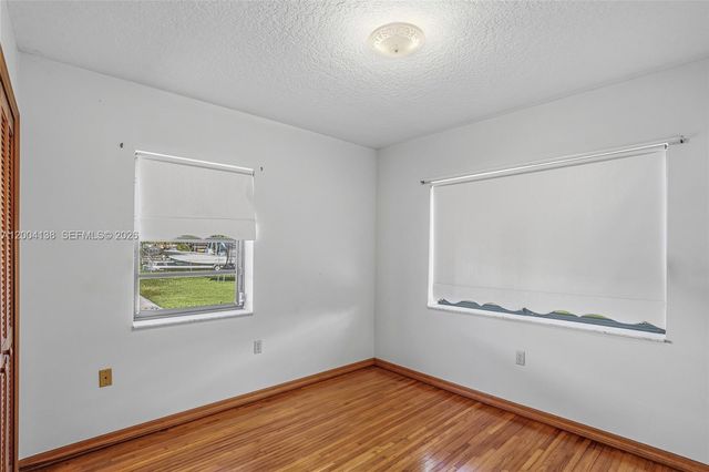 380 NE 15th St, Homestead, FL 33030