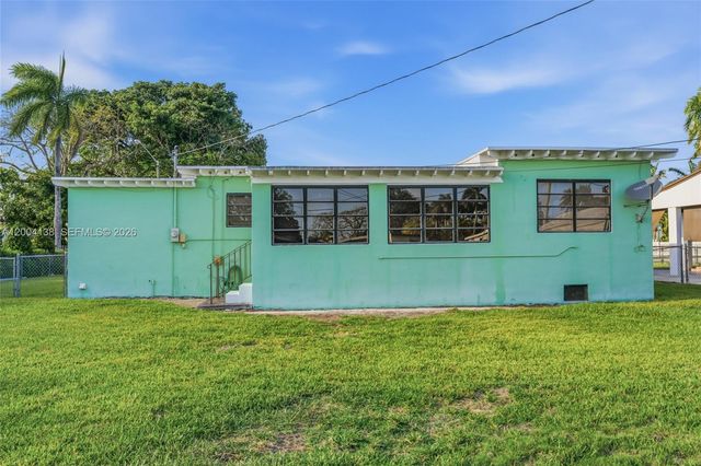 380 NE 15th St, Homestead, FL 33030