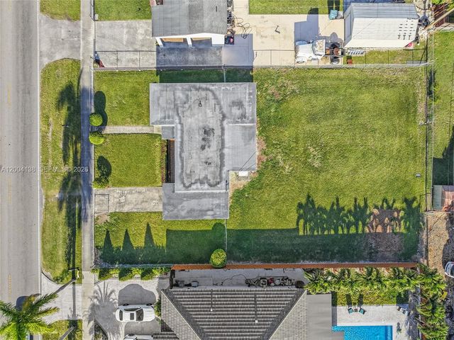 380 NE 15th St, Homestead, FL 33030