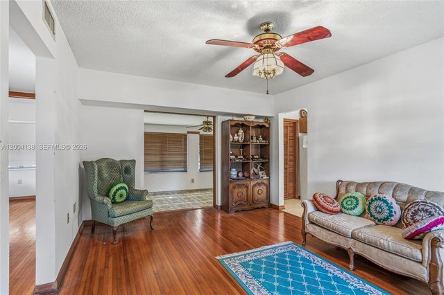 380 NE 15th St, Homestead, FL 33030