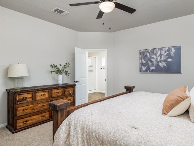 439 Hunter Loop LOOP, Bertram, TX 78605