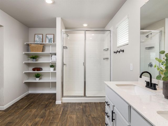 439 Hunter Loop LOOP, Bertram, TX 78605