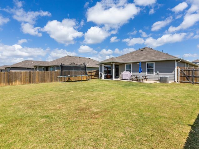 439 Hunter Loop LOOP, Bertram, TX 78605