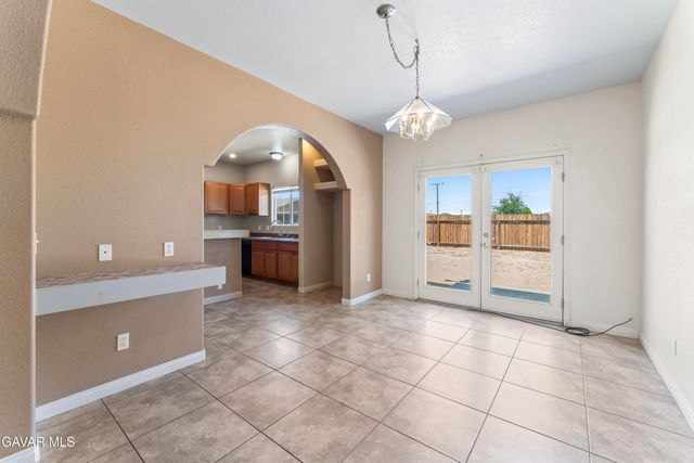 20325 94th Street, California City, CA 93505