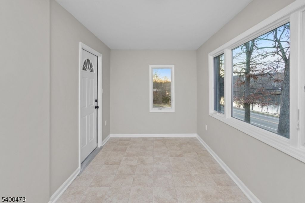 83 Mountain Blvd, Watchung Boro, NJ 07069 — photo 5