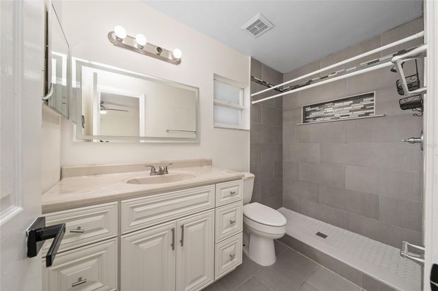 221 CHADWORTH DRIVE, Kissimmee, FL 34758