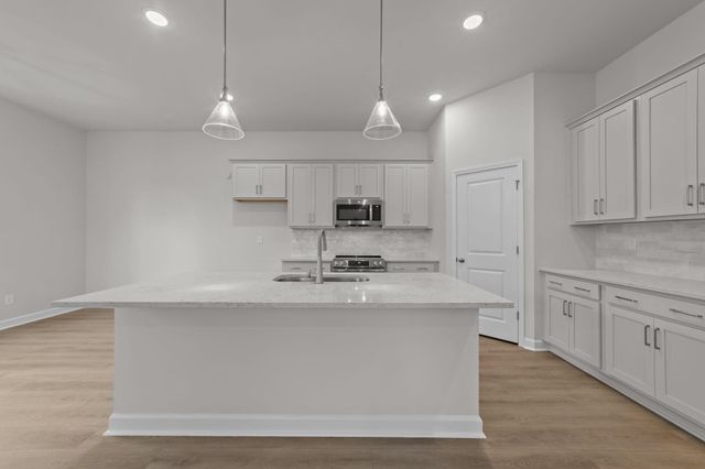 943 Triton Ave., Little River, SC 29566