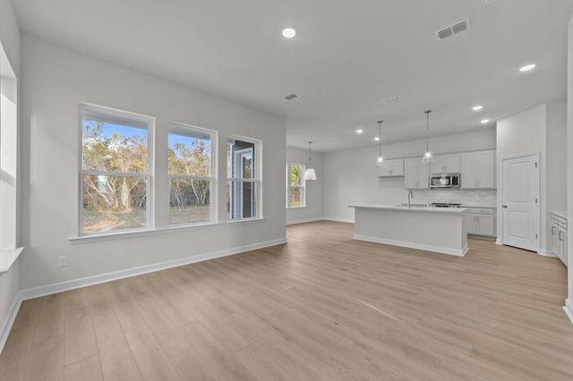 943 Triton Ave., Little River, SC 29566