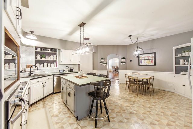 2440 Highway 20, Vacherie, LA 70090