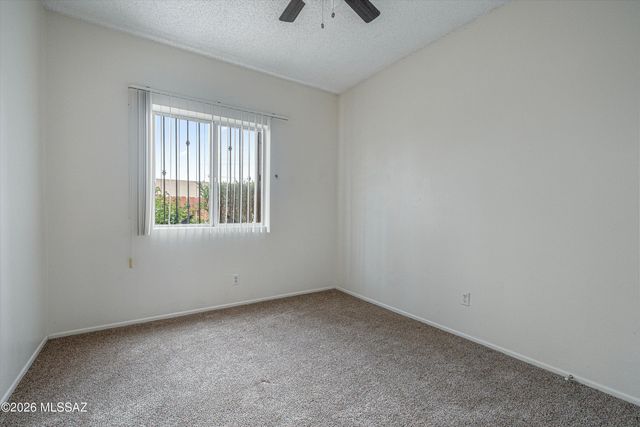 896 S Pantano Road, Tucson, AZ 85710