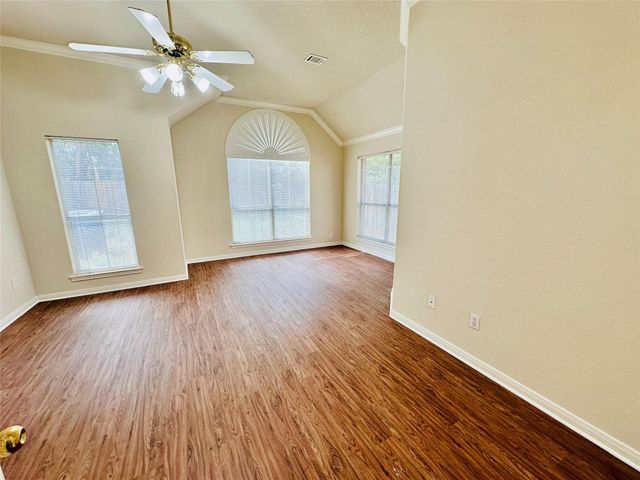 6514 Clairmont DR, Austin, TX 78749