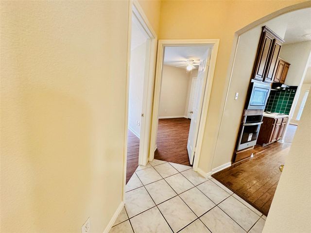 6514 Clairmont DR, Austin, TX 78749