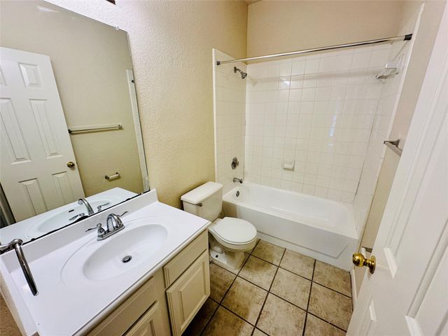 6514 Clairmont DR, Austin, TX 78749