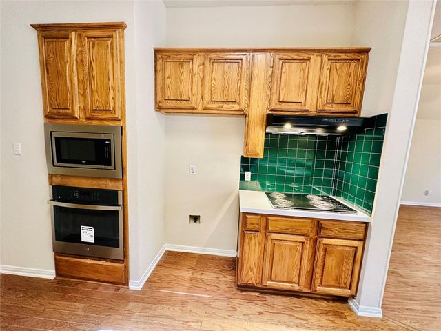 6514 Clairmont DR, Austin, TX 78749